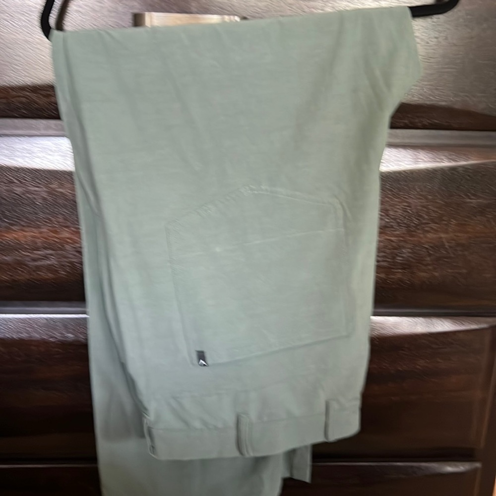 Green Calloway golf pants 46/30